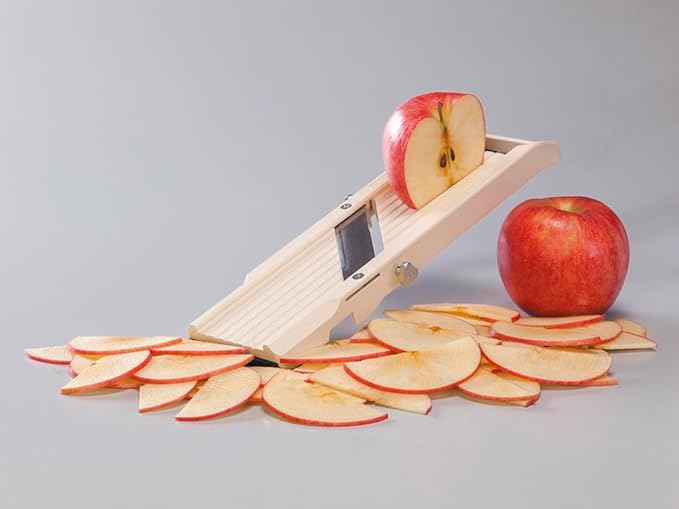 Benriner Mandoline Slicer with 4 Blades, Japanese Stainless Steel, BPA Free, 12.75 x 3.625-Inches, Beige