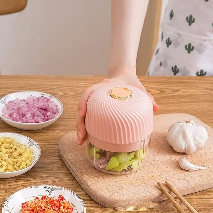 250ml Electric Garlic Chopper, Mini Food Processor Masher Crusher, Garlic Grinder with USB Charging for Onion Ginger Vegetable Pepper Spice Meat (Gray : Blue)