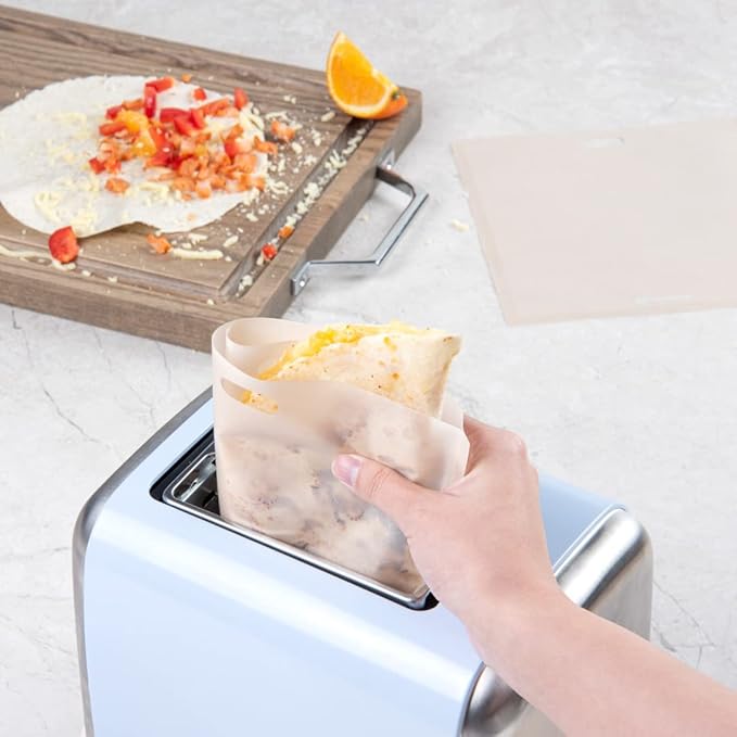 Restaurantware Bag Tek 8.7 x 7.9 Inch Toaster Bags 10 Large Toaster Sandwich Bags - Multipurpose Non-Stick Kraft Plastic Toaster Sleeves Semi-Disposable