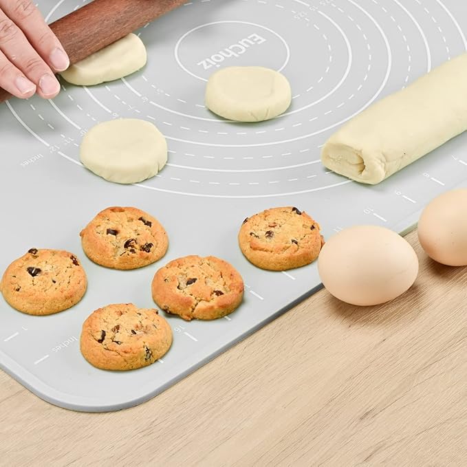 Silicone Pastry Mat 32"*24" Extra Thick Non Stick Baking Mat Food Grade Silicone Dough Rolling Mat with Edge Heightening Large