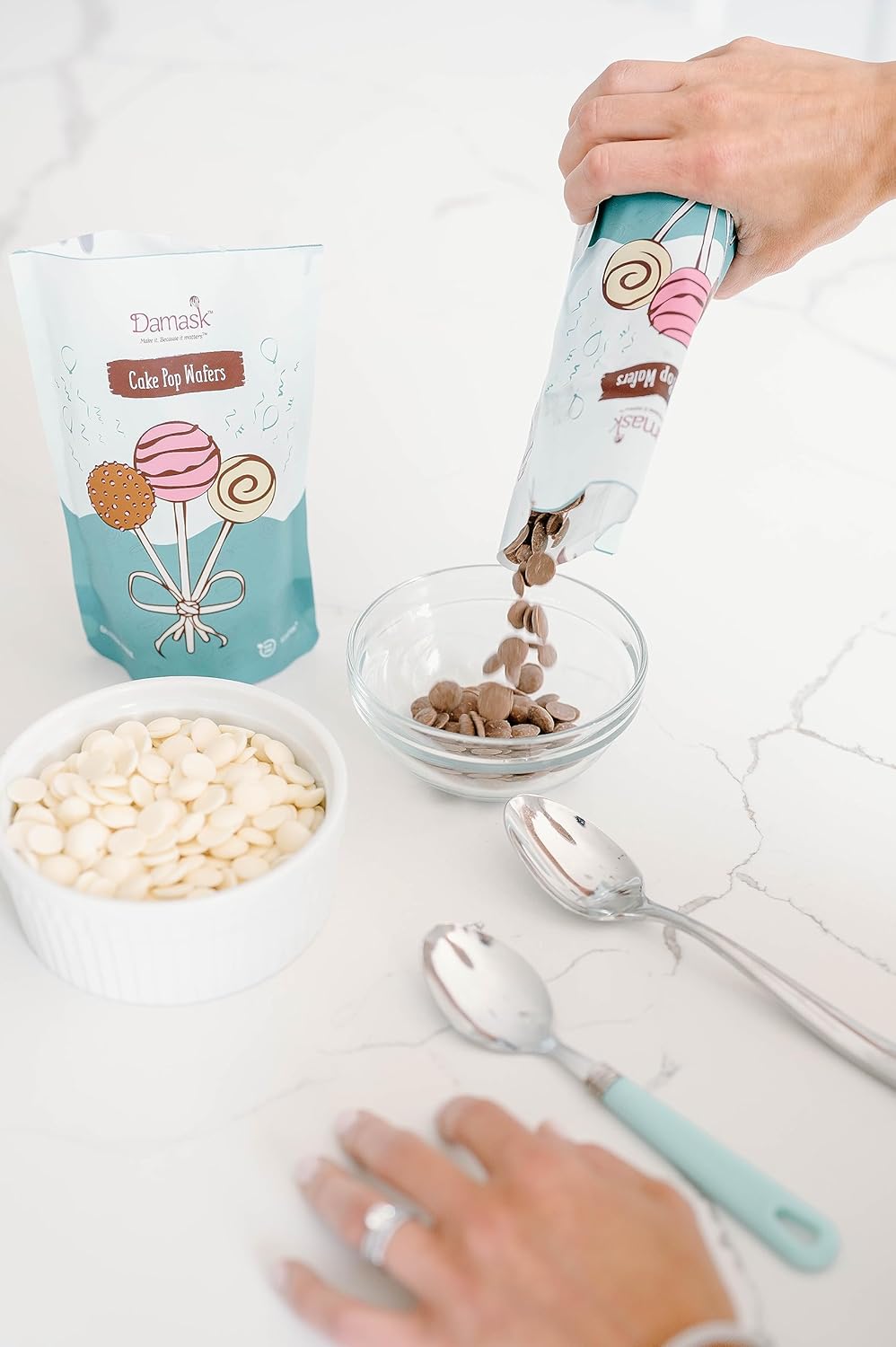 Classic Chocolate Cake Pop Kit - Milk Chocolate Coating
