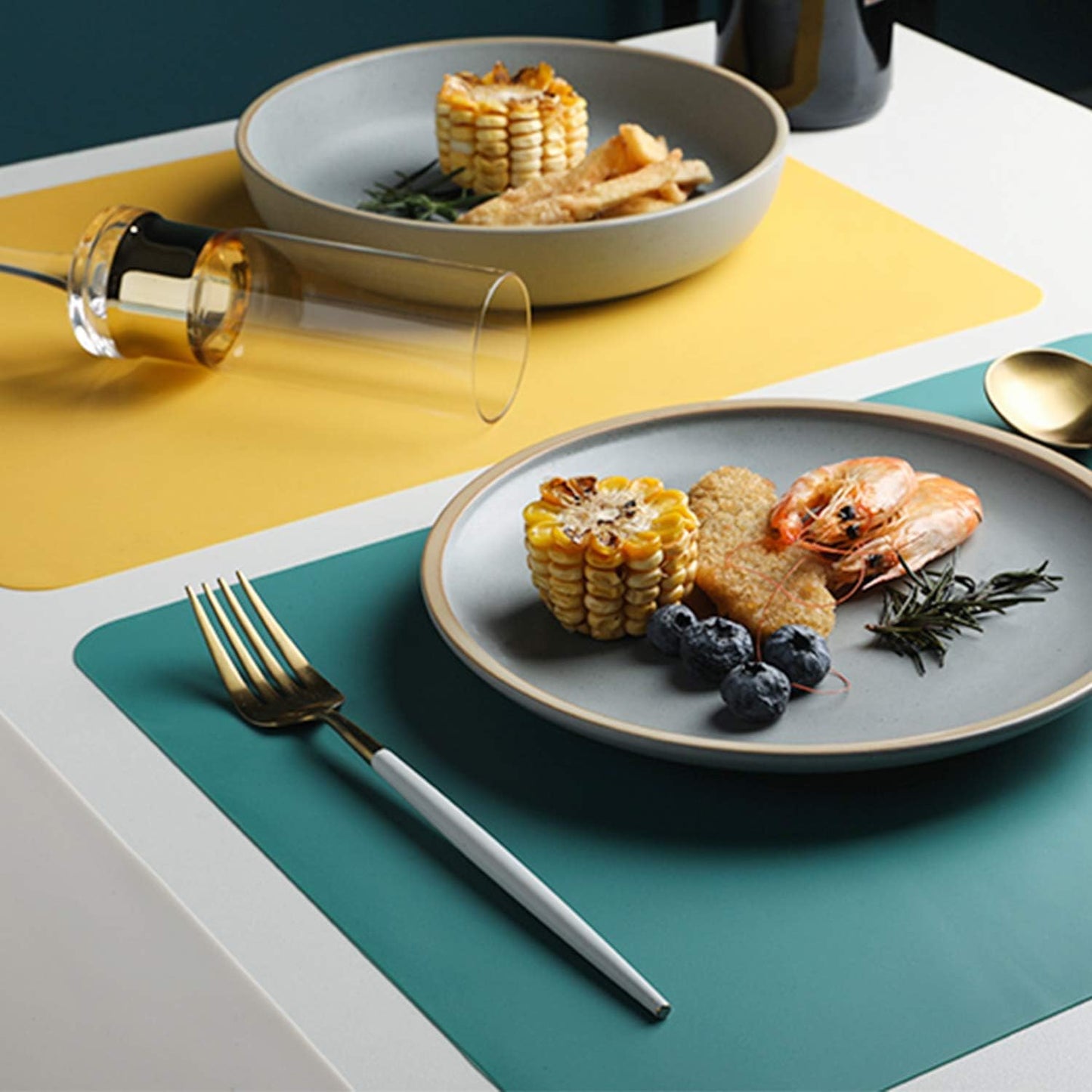 Silicone Placemats, Food-Grade Non-Slip Waterproof, Dining, Stain Resistant, Countertop Protector, Kitchen Counter Mat, Heat Resistant, Baking mat Dishwasher Safe (15.7x11.8Inch-4pack, Green)