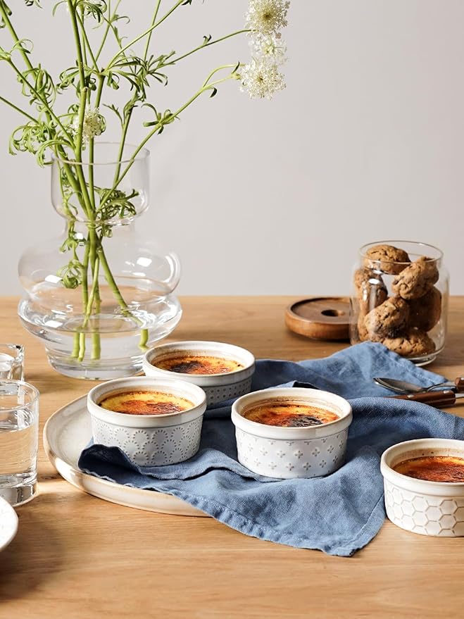 LE TAUCI Ramekins Oven Safe with Lids, 6 oz Ramikin Set for Creme brulee, Souffle, Dipping Sauces, Ceramic Food Storage Containers, Baking Dishes - 4.2 inch, Set of 4, Arctic White