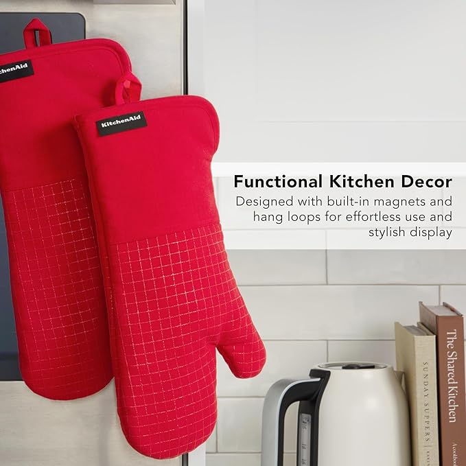 KITCHENAID Gourmet Series Gridlines Oven Mitts 2-Pack Set, Heat Resistant up to 600°F, Soft Silicone Grip, Magnetic Cuff, Passion Red, 7"x14"