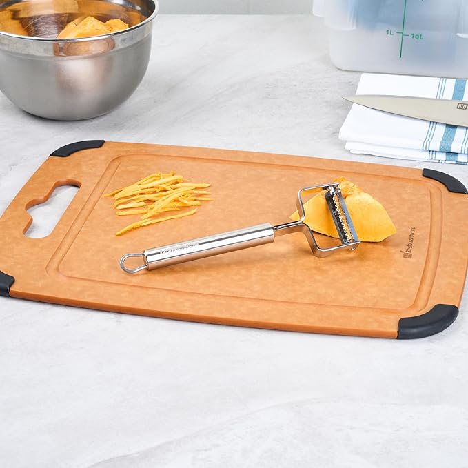 Restaurantware Stainless Steel Julienne Vegetable Peeler - German Standard Kitchen Peeler Dishwasher Safe, Sharp Blades, Ergonomic Handle - Potato Peeler for Potato, Apple, Cucumber