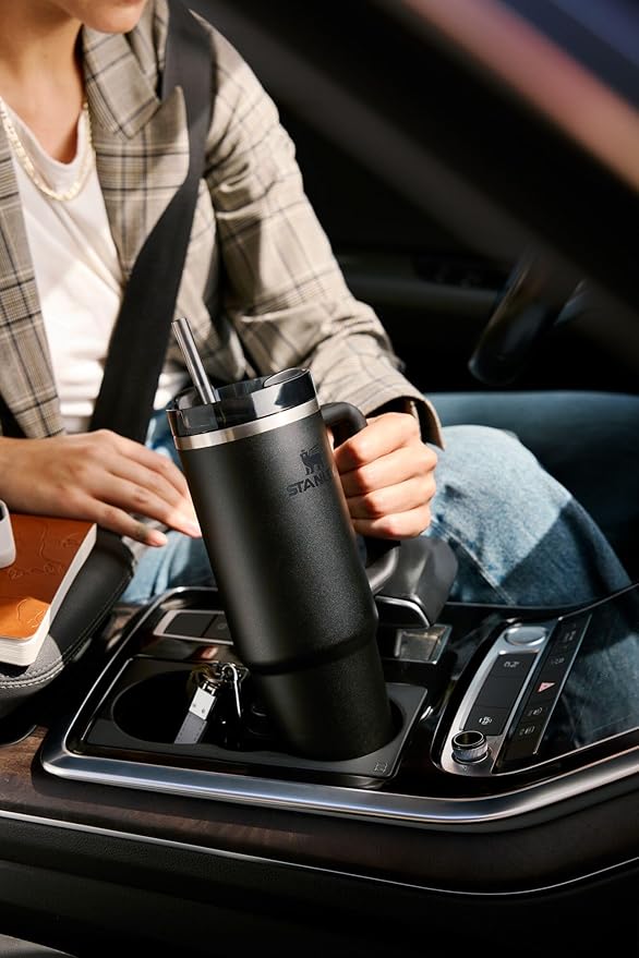 STANLEY Quencher H2.0 Tumbler with Handle and Straw 20 oz | Flowstate 3-Position Lid | Cup Holder Compatible for Travel | Insulated Stainless Steel Cup | BPA-Free | Daffodil
