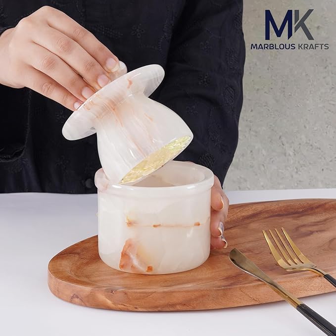 White Onyx Marble Butter Crock 4.25 Inches Handmade Butter Dish with Lid for Kitchen Countertop, French Butter Crock, Onyx Butter Bell, Water Sealed Butter Dish, Kitchen Gift for Mom