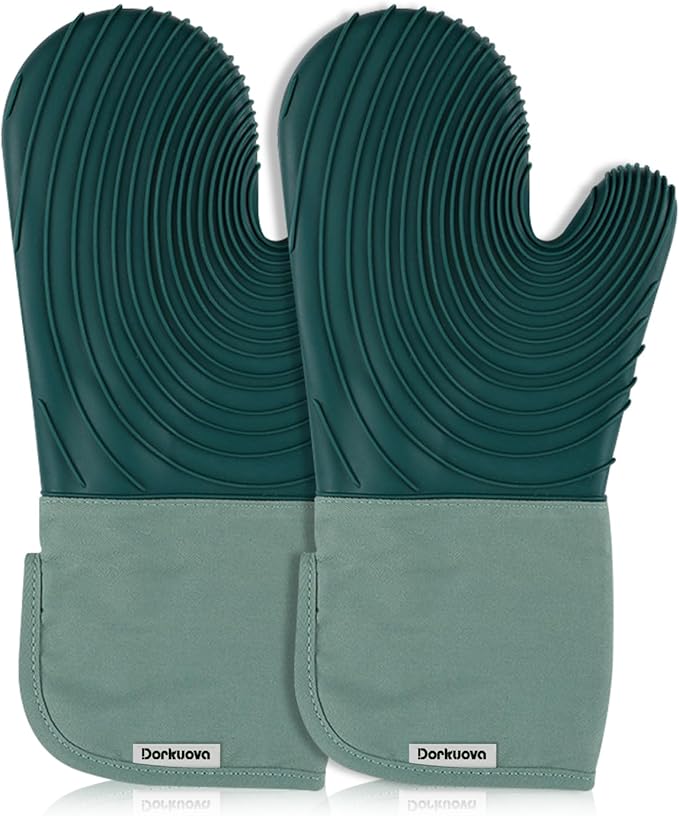 Silicone Oven Mitt Pack,Cotton Lined Gloves, BPA-Free, Long Cooking Mitts and Trivet Mats, Silicone Grilling Gloves for BBQ, 2 Pieces, (Green)