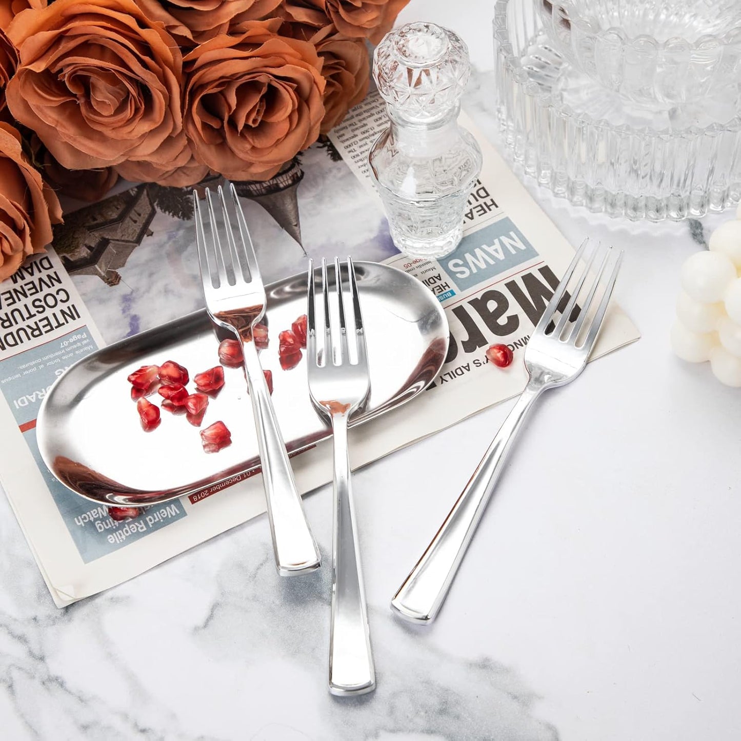 Liacere 200Pcs Silver Plastic Cutlery-Silver Plastic Silverware- Disposable Plastic Silverware - 100 Silver Forks, 50 Silver Spoons, 50 Silver Knives Perfect for Wedding＆Valentine's Day