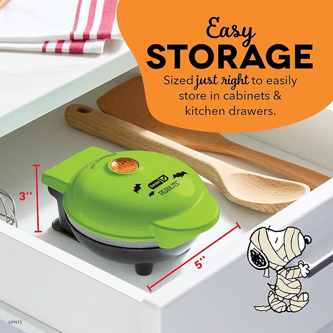 Peanuts x Dash Snoopy Vampire Mini Waffle Maker