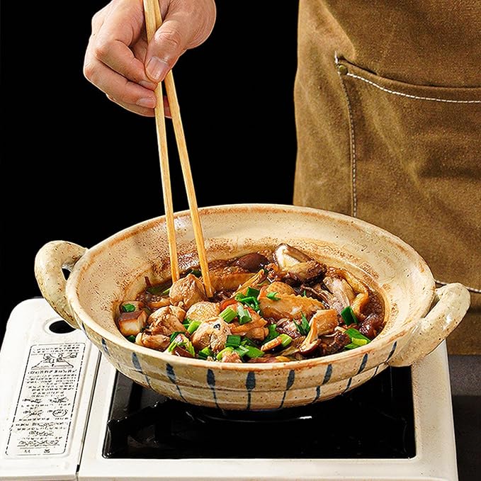 Heat Resistant Ceramic Casserole, Round Earthen Pot Cookware with Lid for Dinner and Party, Uniform Heating Stockpot for Stew, Soup, Steam, Bake(1000ml/1.1quart, White)