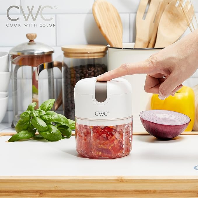 COOK WITH COLOR Wireless Food Chopper - Effortlessly Chop, Great for Garlic, Ginger, Herbs, Chili, Minced Meat, Onions, 8 Oz, Creme