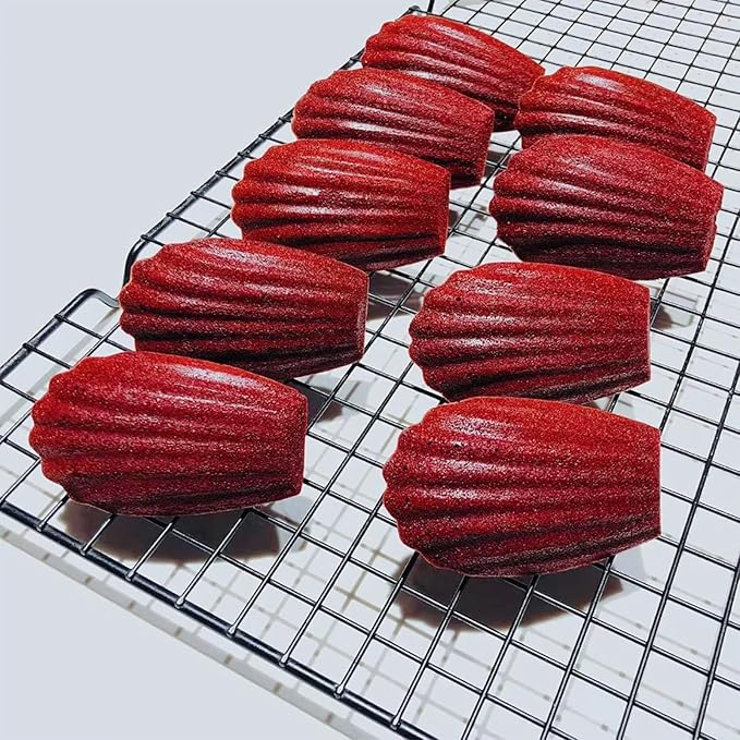 Silicone Madeleine Pan, Set of 2, Nonstick Madeleine Baking Pan, 20 Cavity Shell Shaped Molds for Cake, Cookie, Chocolate, Dessert, Mousse, Brownie, Bread