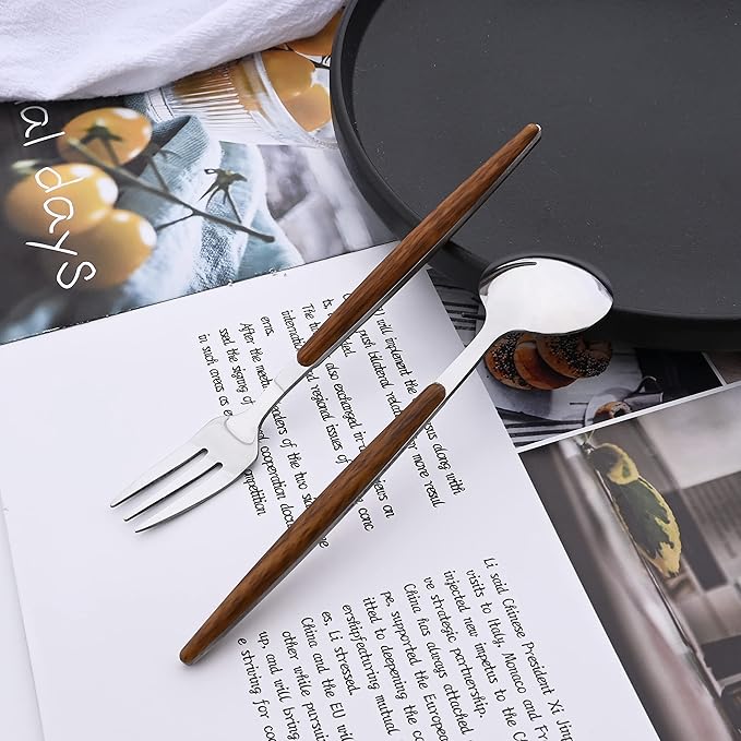 6-Piece Teaspoons Set, Stainless Steel Tea Spoons Set for 6, Silver Mirror Polished Small Spoons for Home Kitchen Restaurant, Round Wooden Effect Handle, 5.9inches, Dishwasher Safe