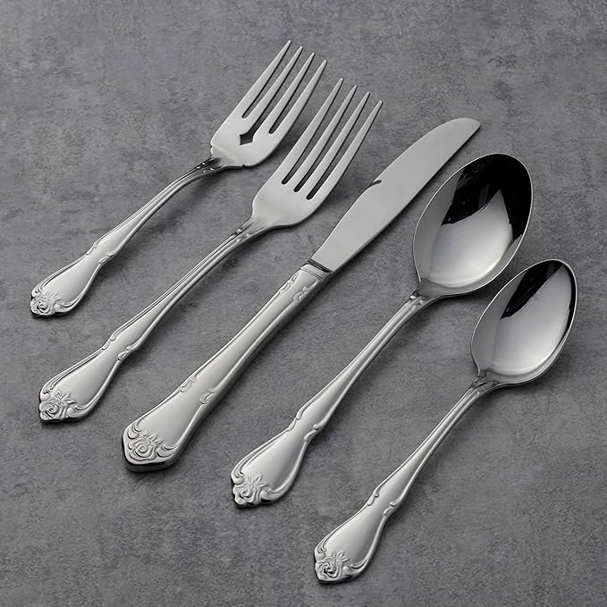 Oneida Silverware Set, True Rose Everyday Flatware Teaspoons Set, Service For 4, 18/0 Stainless Steel, 5.97 x 1.26-Inch, Dishwasher Safe, Mirror Finish, Utensils Set, Tea spoon (Silver, 4 Piece)