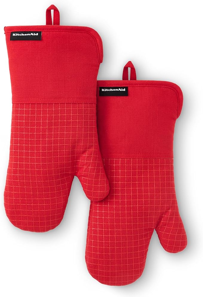 KITCHENAID Gourmet Series Gridlines Oven Mitts 2-Pack Set, Heat Resistant up to 600°F, Soft Silicone Grip, Magnetic Cuff, Passion Red, 7"x14"