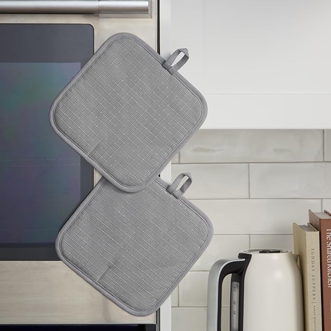 KITCHENAID Gourmet Series Gridlines Pot Holders 2-Pack Set, Heat Resistant up to 600°F, Soft Silicone Grip, Magnetic Cuff, Matte Grey, 8"x8"