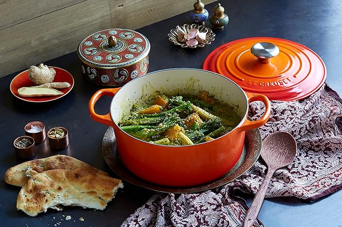 Le Creuset Enameled Cast Iron Signature Round Dutch Oven, 3.5 qt, Flame